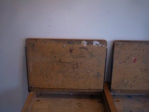 school desk01 8